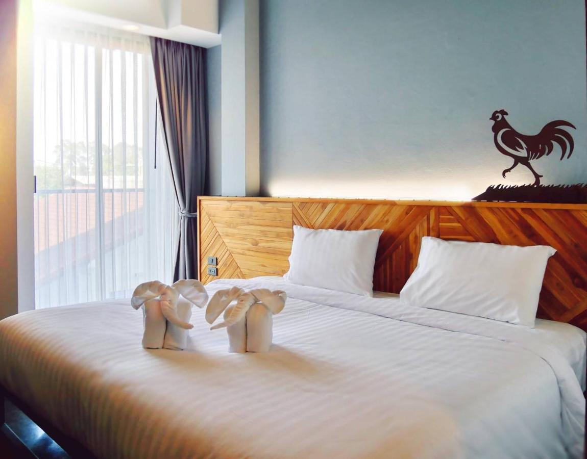 Ou Hotel Phitsanulok Exterior photo